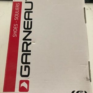 Indoor cycling shoes